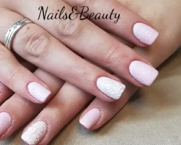 Nails & Beauty