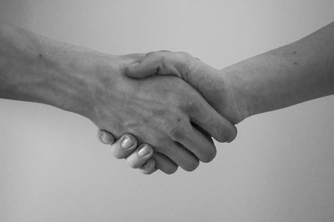 Beratung Vermittlung Agentur Hand