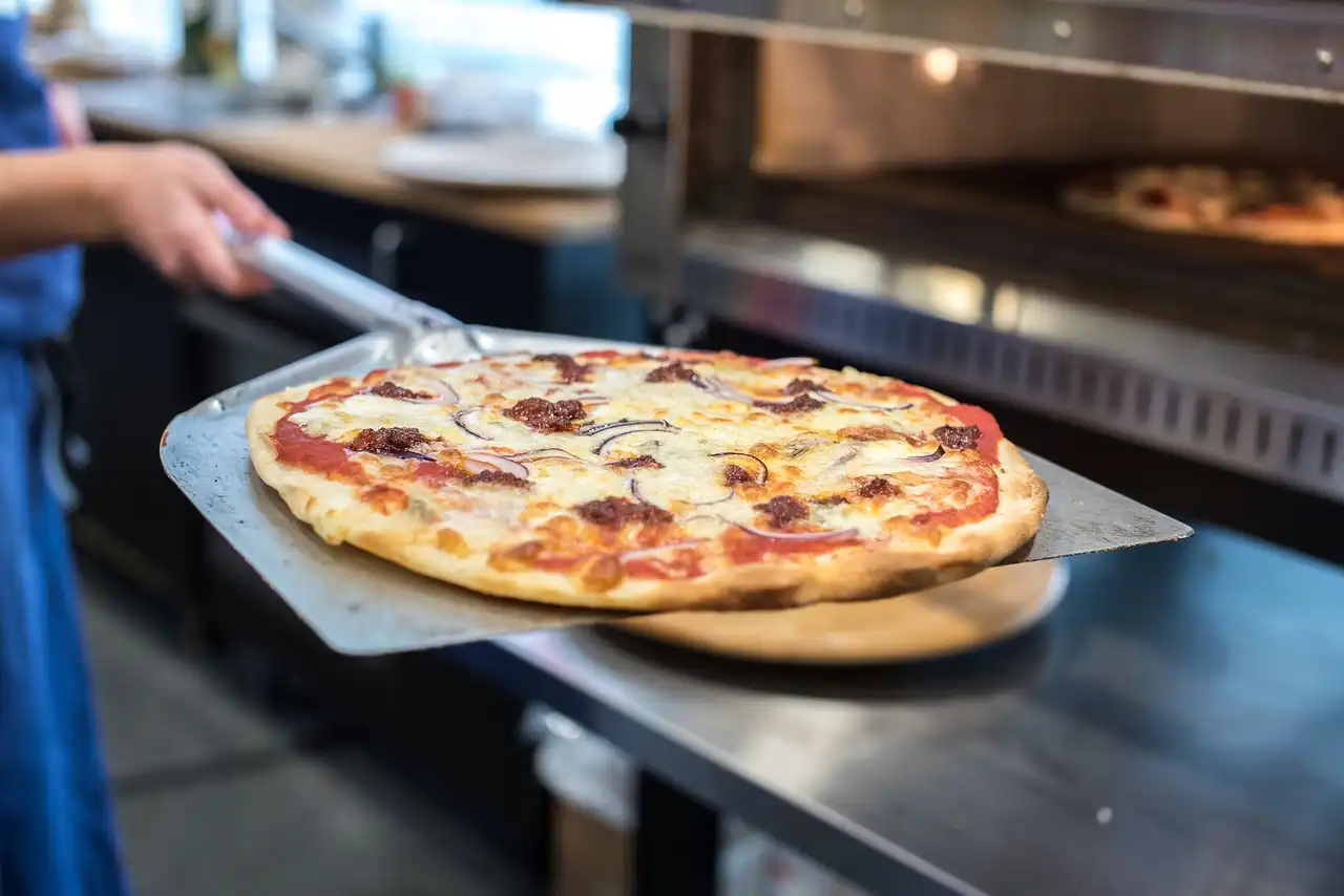 Pizzeria Pizza Offen Backoffen